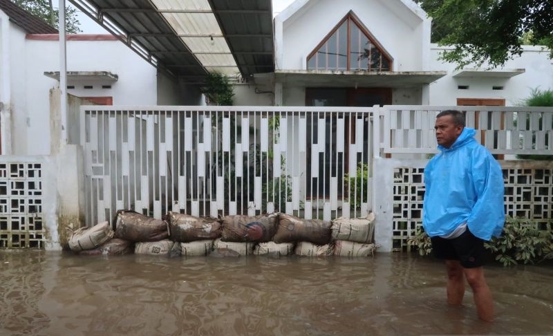 Banjir rendam tiga kecamatan di Lombok Barat Banjir rendam tiga kecamatan di Lombok Barat