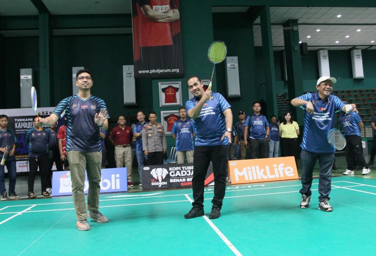 PWI Kabupaten Kudus juara turnamen badminton Kapolres Cup 2025