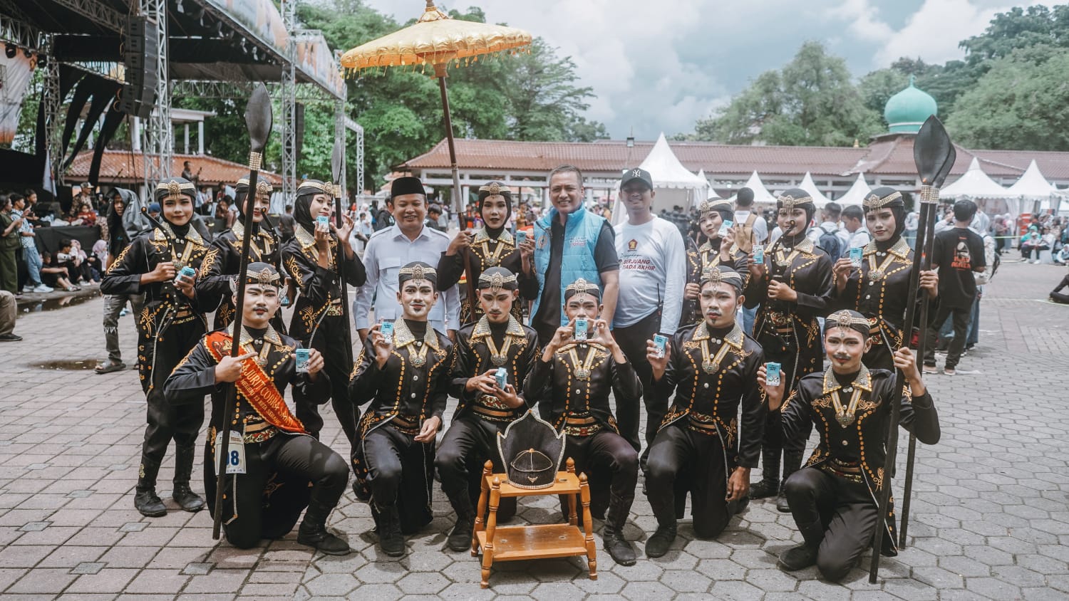 Rapi-Kesira gelar aksi sosial dari makan gratis hingga layanan kesehatan