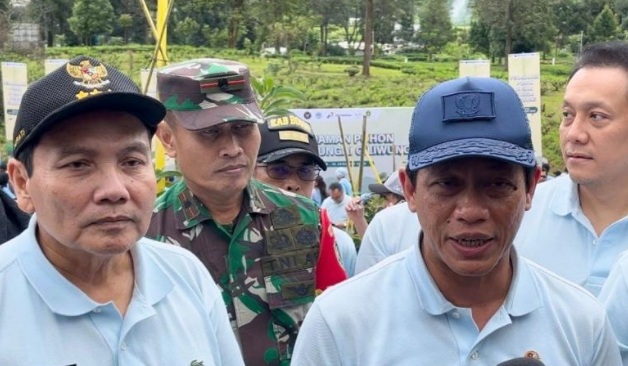 Menteri LH ajak setop investasi vila di Puncak demi lingkungan asri Menteri LH ajak setop investasi vila di Puncak demi lingkungan asri