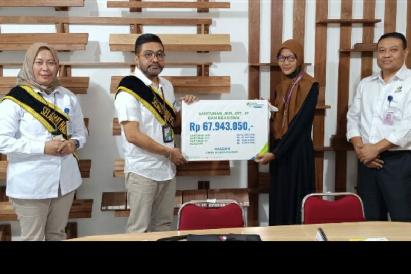 Usia pensiun pekerja naik jadi 59 tahun berdasarkan PP 45/2015 Usia pensiun pekerja naik jadi 59 tahun berdasarkan PP 45/2015