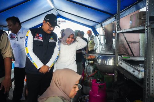 Banjir Jakarta, Mensos Gus Ipul cek dapur umum dan posko Banjir Jakarta, Mensos Gus Ipul cek dapur umum dan posko