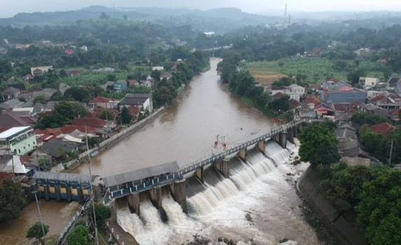 TMA Bendung Katulampa normal meski Puncak sempat diguyur hujan TMA Bendung Katulampa normal meski Puncak sempat diguyur hujan