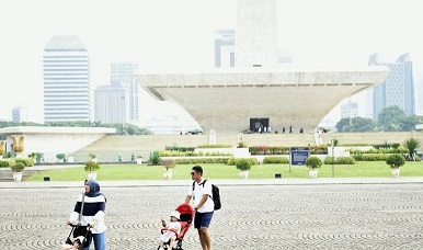 Sebagian Jakarta akan turun hujan pada siang dan sore hari