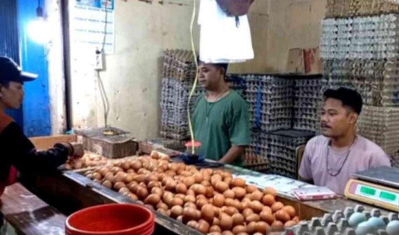 Harga bahan pokok di Kabupaten Bekasi masih tinggi