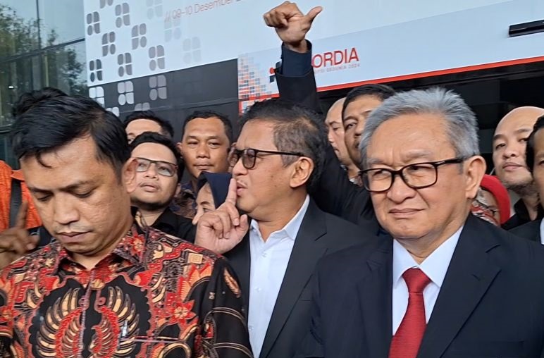 Usai pemeriksaan, Hasto enggan berkomentar Usai pemeriksaan, Hasto enggan berkomentar