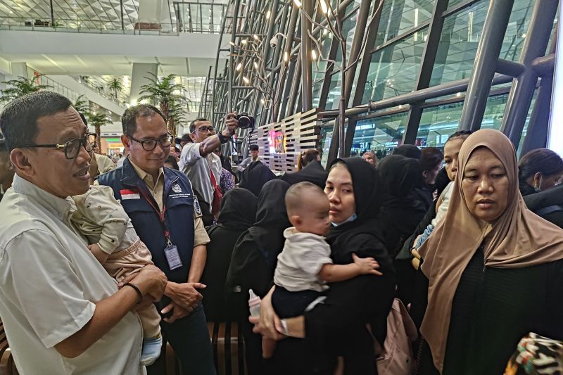 PPMI jemput 197 PMI dideportasi dari Arab Saudi PPMI jemput 197 PMI dideportasi dari Arab Saudi