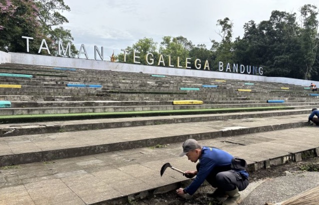 Pemkot Bandung minta pengembang Jagat Koin perbaiki taman yang rusak Pemkot Bandung minta pengembang Jagat Koin perbaiki taman yang rusak