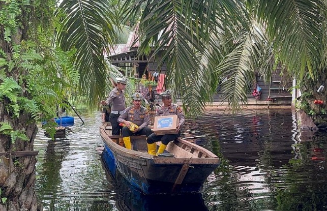 120 jiwa terdampak banjir di Siak mengungsi 120 jiwa terdampak banjir di Siak mengungsi