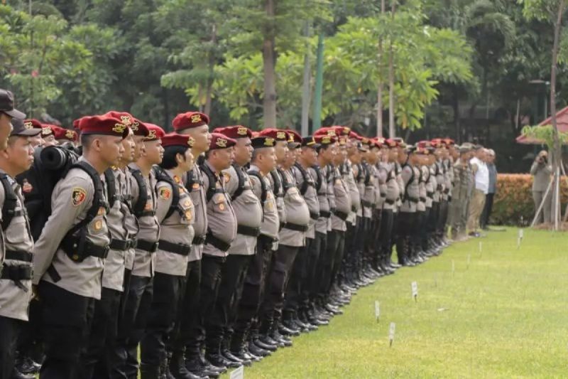 Polrestro Jakbar kerahkan 588 personel untuk kawal penetapan gubernur Polrestro Jakbar kerahkan 588 personel untuk kawal penetapan gubernur