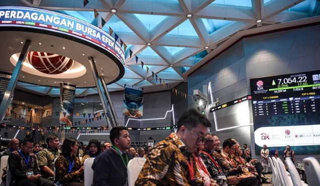 IHSG ditutup melemah ikuti mayoritas bursa kawasan Asia IHSG ditutup melemah ikuti mayoritas bursa kawasan Asia