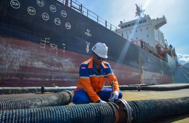 Penurunan harga CPO karena permintaan dan produksi tidak seimbang Penurunan harga CPO karena permintaan dan produksi tidak seimbang