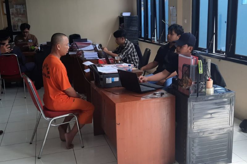 Polisi dalami kasus asusila pria terhadap anak lelaki di Tasikmalaya Polisi dalami kasus asusila pria terhadap anak lelaki di Tasikmalaya