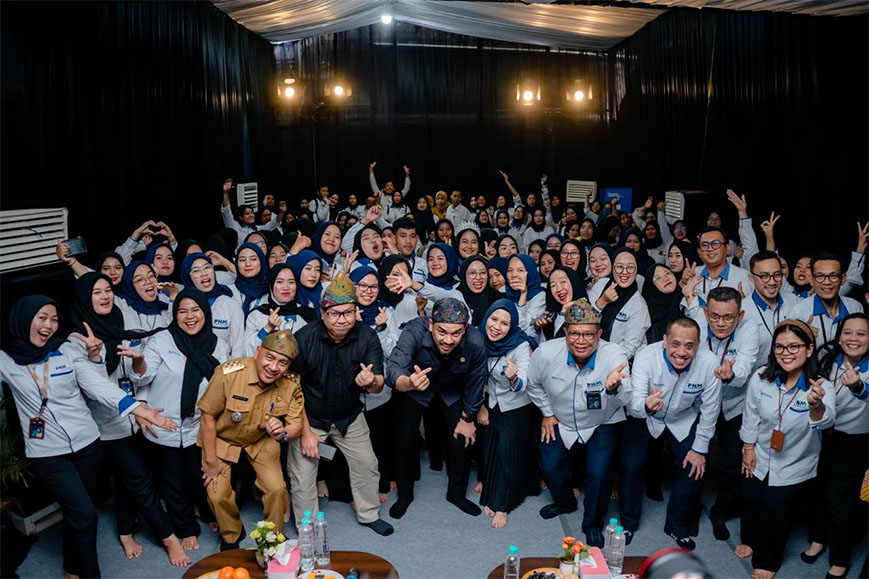 Menteri UMKM RI motivasi account officer PNM cabang Palembang