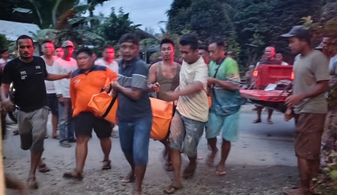 Hendak perbaiki excavator, dua orang karyawan hanyut terseret Sungai Wampu Langkat Hendak perbaiki excavator, dua orang karyawan hanyut terseret Sungai Wampu Langkat