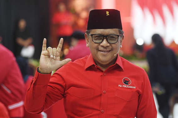 Jelang diperiksa KPK, Hasto Kristiyanto pelajari hak-hak tersangka Jelang diperiksa KPK, Hasto Kristiyanto pelajari hak-hak tersangka