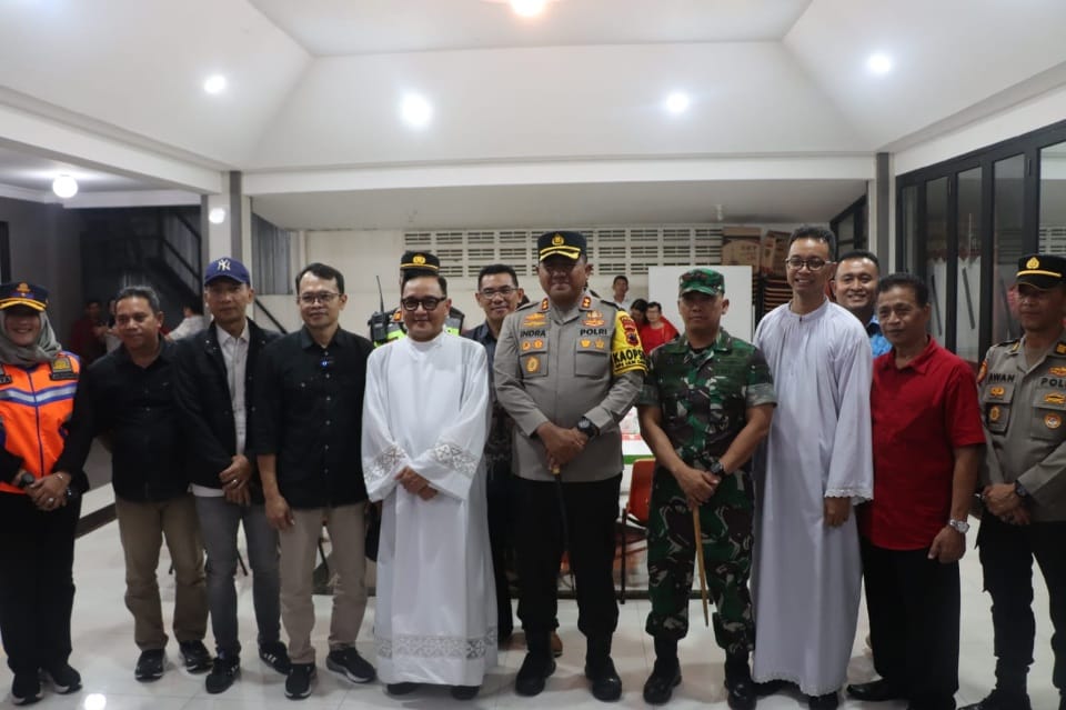 Pemuka agama di Tegal apresiasi Polri dan jajaran amankan Nataru Pemuka agama di Tegal apresiasi Polri dan jajaran amankan Nataru