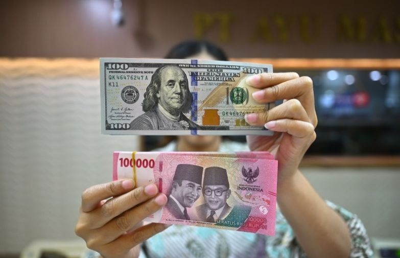 Rupiah pada Senin pagi melemah jadi Rp16.250 per dolar AS