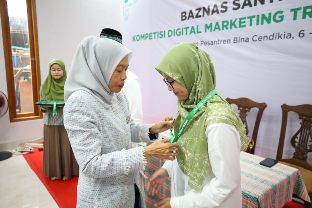 BAZNAS RI latih santri jadi pelaku digital marketing sektor travel haji dan umrah BAZNAS RI latih santri jadi pelaku digital marketing sektor travel haji dan umrah
