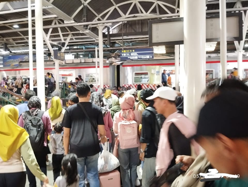 Daop 6 angkut setengah juta penumpang selama libur Nataru 2024/2025 Daop 6 angkut setengah juta penumpang selama libur Nataru 2024/2025