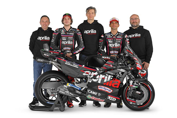 Martin dan Bezzecchi bersemangat bela Aprilia Racing untuk 2025 Martin dan Bezzecchi bersemangat bela Aprilia Racing untuk 2025