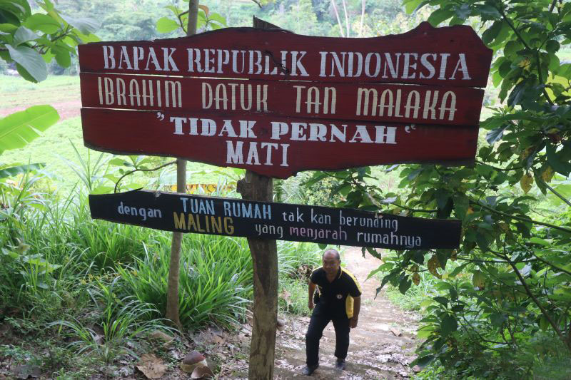 Cermin retak Tan Malaka