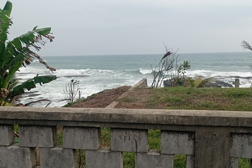 BMKG keluarkan peringatan dini tinggi gelombang laut Banten 2,5 meter BMKG keluarkan peringatan dini tinggi gelombang laut Banten 2,5 meter