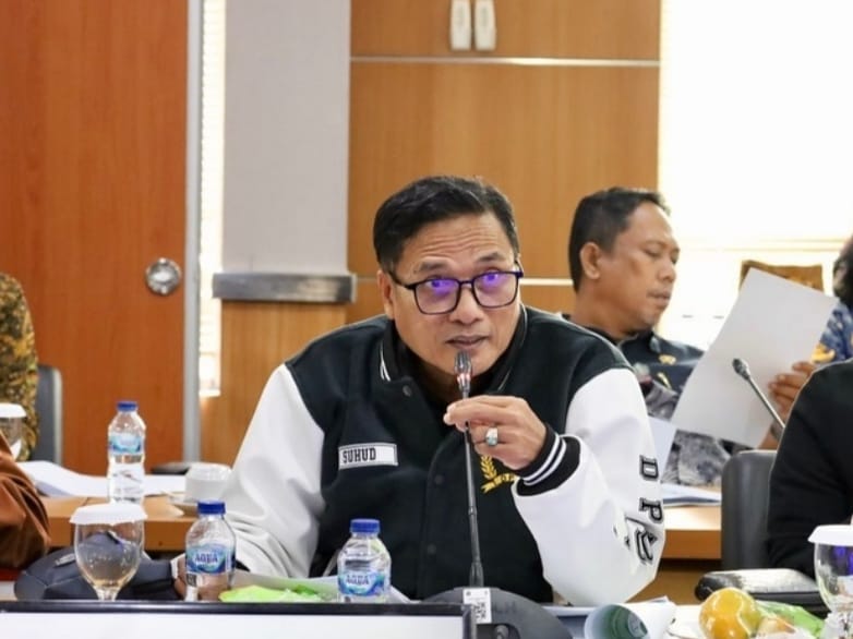 Respon PAM atas keluhan pelanggan dinilai baik, perlu peningkatan sosialisasi Respon PAM atas keluhan pelanggan dinilai baik, perlu peningkatan sosialisasi
