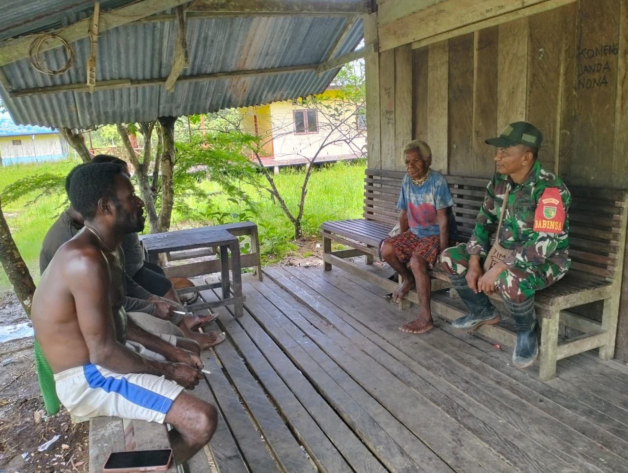 Perkokoh kemanunggalan, Babinsa Koramil Agimuga secara rutin gelar Komsos bersama warga binaan
