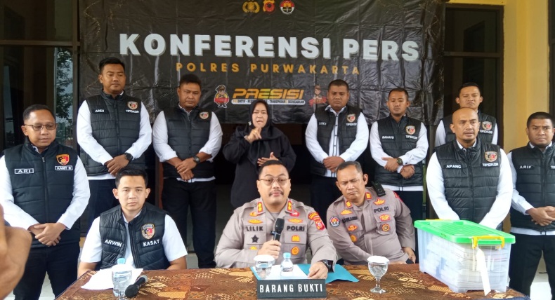 Polres Purwakarta tetapkan Kades Pangkalan tersangka korupsi dana desa Polres Purwakarta tetapkan Kades Pangkalan tersangka korupsi dana desa