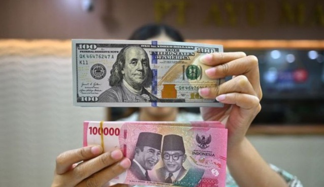 Rupiah bisa turun karena ekspektasi suku bunga The Fed turun meredup Rupiah bisa turun karena ekspektasi suku bunga The Fed turun meredup