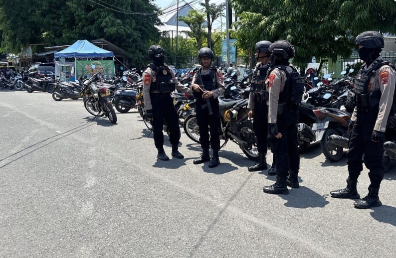Peran patroli rutin wujudkan Kamtibmas pascaOperasi Lilin Candi di Kota Tegal Peran patroli rutin wujudkan Kamtibmas pascaOperasi Lilin Candi di Kota Tegal