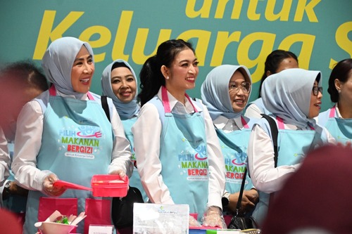 Selvi Gibran gelar edukasi gizi di Serang bersama Seruni KM