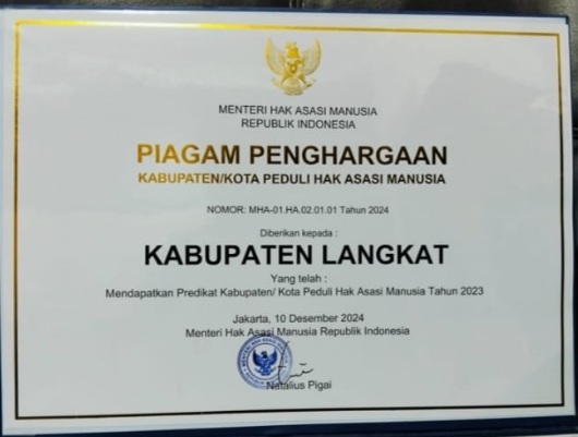 Pemkab Langkat raih penghargaan Kabupaten Peduli HAM Nasional 2024 Pemkab Langkat raih penghargaan Kabupaten Peduli HAM Nasional 2024