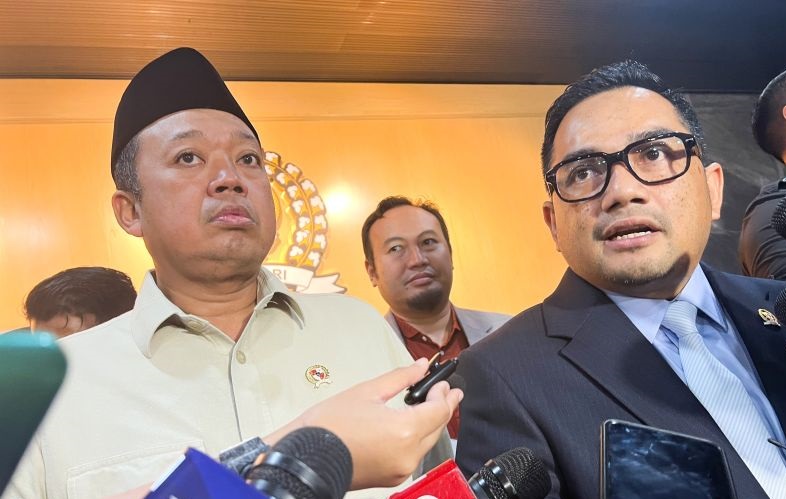 Menteri ATR ungkap dua perusahaan pemilik SHGB pagar laut Bekasi