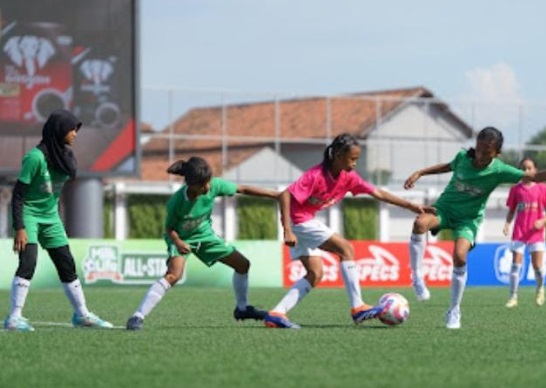 Taklukan All-Stars Surabaya, Tim tuan rumah ke final MilkLife Soccer Challenge All-Stars Taklukan All-Stars Surabaya, Tim tuan rumah ke final MilkLife Soccer Challenge All-Stars