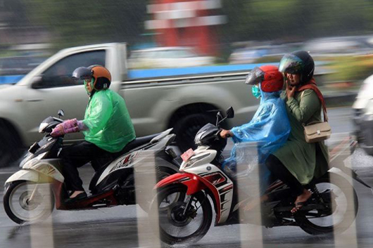BMKG prediksi sebagian besar Indonesia hujan ringan pada Sabtu BMKG prediksi sebagian besar Indonesia hujan ringan pada Sabtu