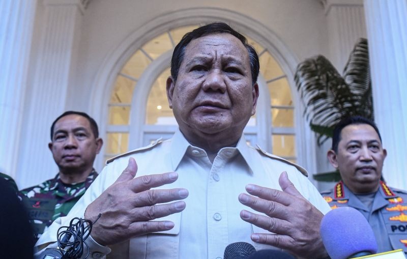 Presiden ingatkan TNI dan Polri keberadaan mereka wujud negara hadir Presiden ingatkan TNI dan Polri keberadaan mereka wujud negara hadir