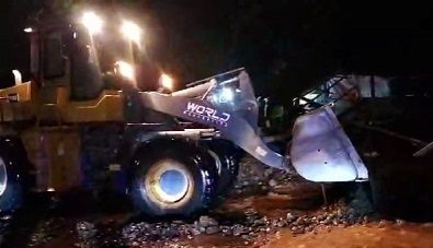 Material banjir tutup akses jalur pantura Situbondo Material banjir tutup akses jalur pantura Situbondo