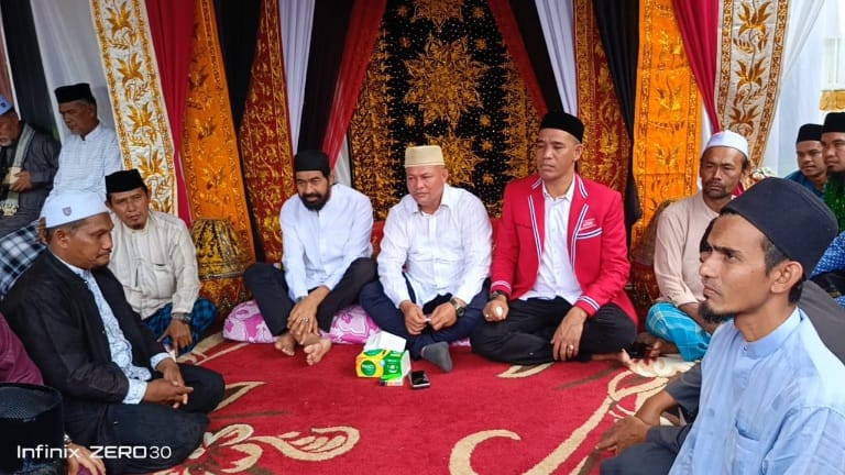 Pasangan gubernur Aceh terpilih undang investor ciptakan lapangan kerja Pasangan gubernur Aceh terpilih undang investor ciptakan lapangan kerja