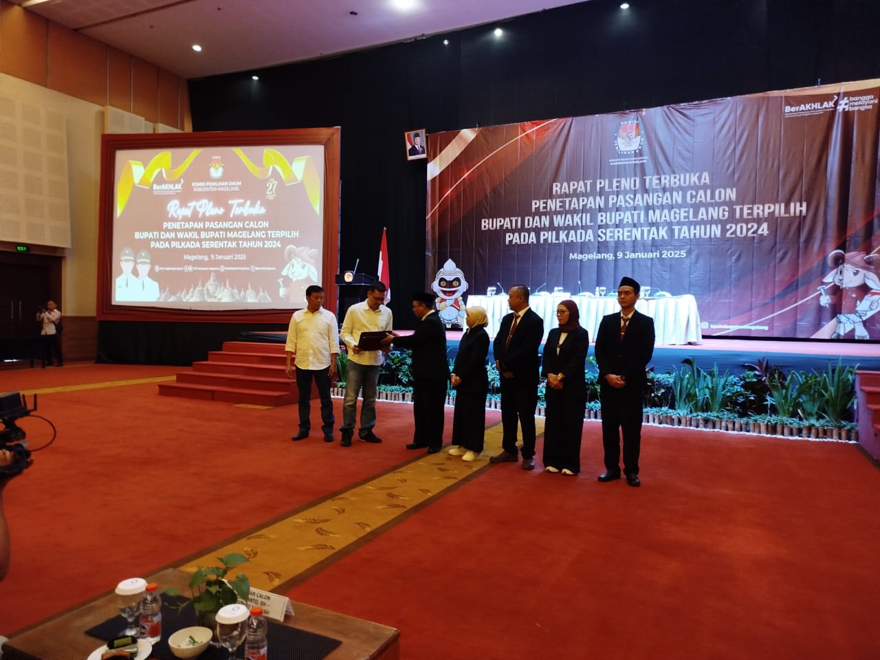 Bupati Magelang terpilih Grengseng Pamuji minta semua pihak untuk Move On demi Magelang bersatu Bupati Magelang terpilih Grengseng Pamuji minta semua pihak untuk Move On demi Magelang bersatu