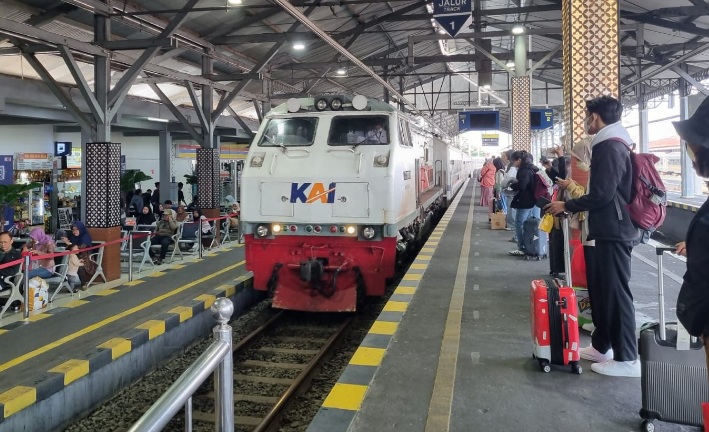 Sambut libur panjang Januari 2025, KAI Daop 6 siapkan kereta tambahan Sambut libur panjang Januari 2025, KAI Daop 6 siapkan kereta tambahan