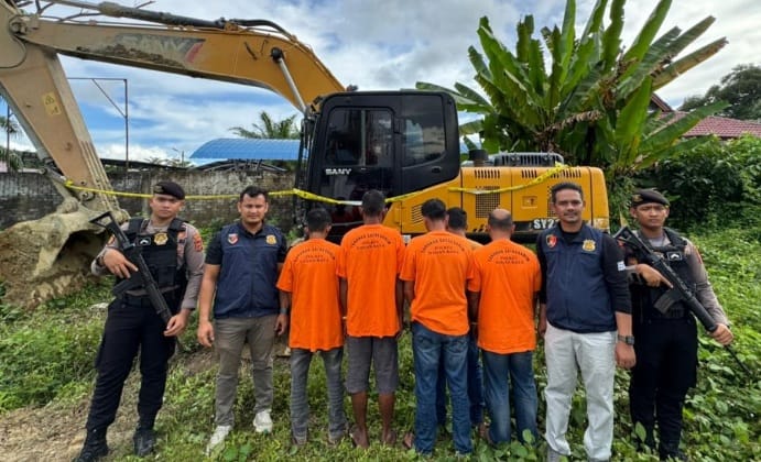 Polisi tangkap 5 pelaku penambangan ilegal di Nagan Raya Polisi tangkap 5 pelaku penambangan ilegal di Nagan Raya