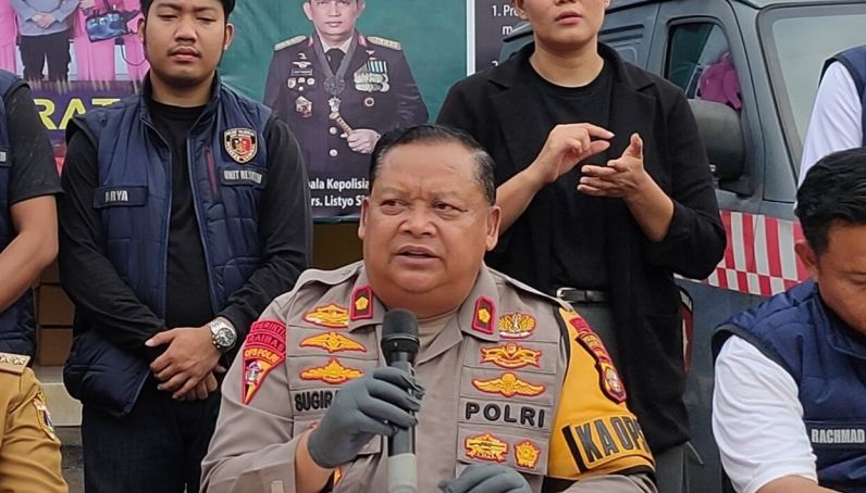Dua personel Polsek Palmerah Jakbar dipecat Dua personel Polsek Palmerah Jakbar dipecat