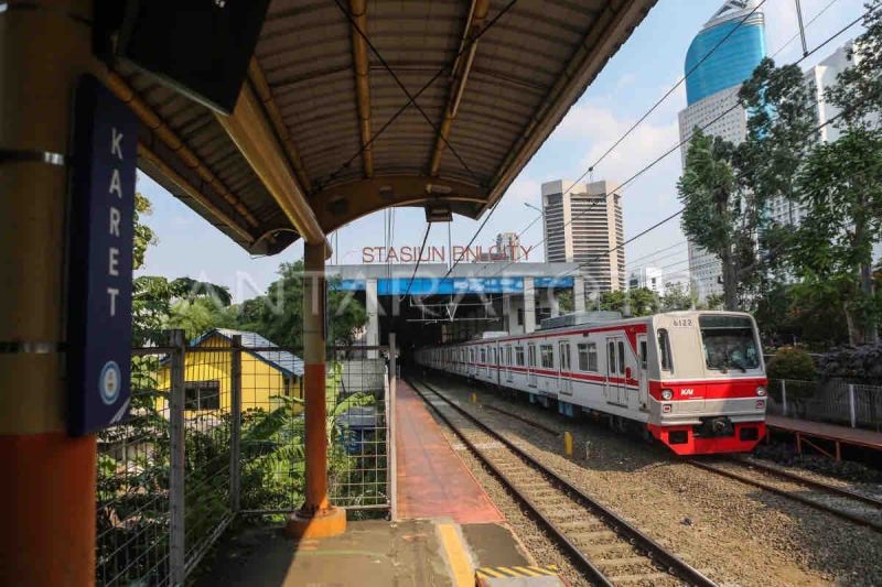 KCI: Butuh kajian lebih lanjut, Stasiun Karet tak langsung ditutup KCI: Butuh kajian lebih lanjut, Stasiun Karet tak langsung ditutup