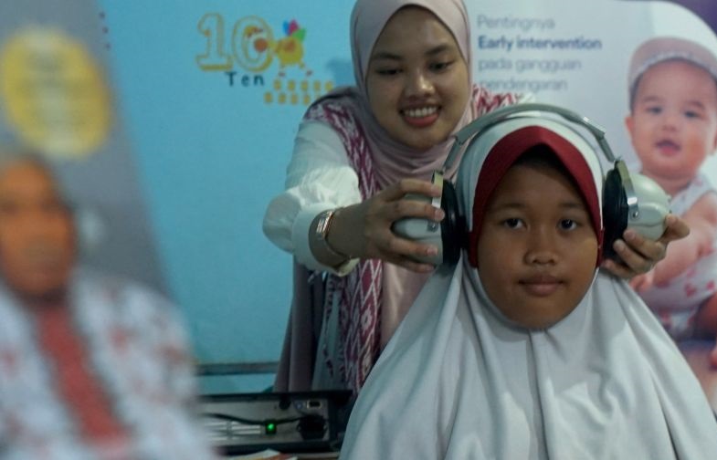 Dokter sarankan merawat kesehatan pendengaran dengan cara 60-60 Dokter sarankan merawat kesehatan pendengaran dengan cara 60-60