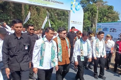 Mentan tindak tegas soal beras oplosan Mentan tindak tegas soal beras oplosan