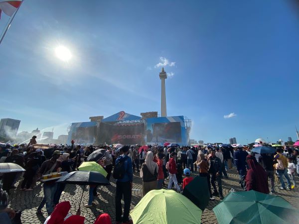 Kemeriahan pesta rakyat Hari Bhayangkara ke 79 di Monas Kemeriahan pesta rakyat Hari Bhayangkara ke 79 di Monas