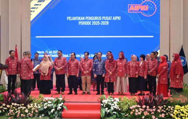 AIPKI dorong transformasi pendidikan kedokteran untuk jawab tantangan kesehatan masa depan AIPKI dorong transformasi pendidikan kedokteran untuk jawab tantangan kesehatan masa depan