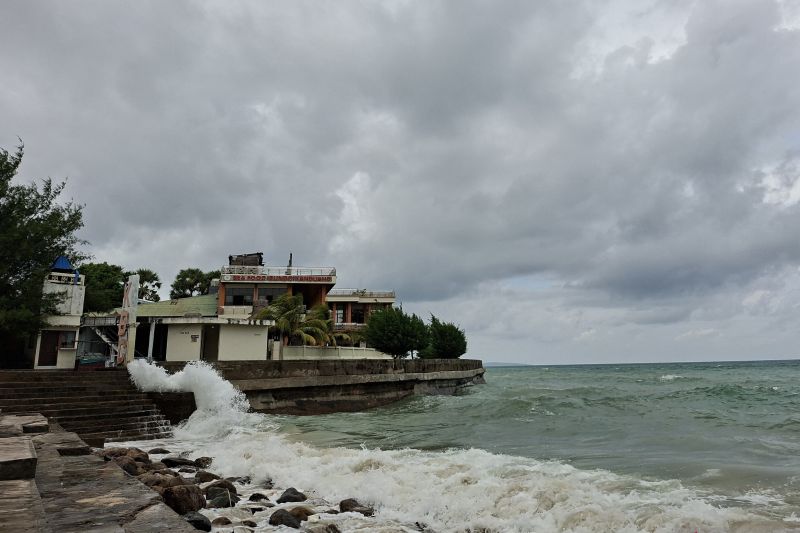 BMKG: Waspada potensi gelombang 2,5 meter di laut NTT hingga 8 Juli BMKG: Waspada potensi gelombang 2,5 meter di laut NTT hingga 8 Juli